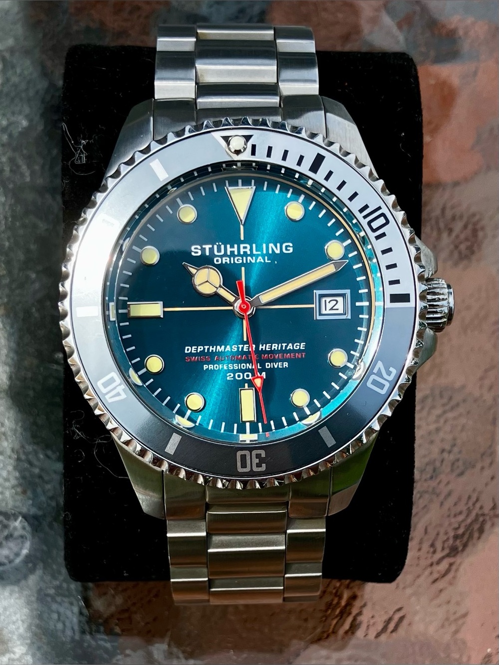 Stuhrling Depthmaster Heritage Automatic – Teal Dial - Dive watch